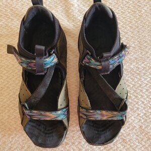 Teva Revive Hybrid Sandal Hiking Shoe Men's Sz 10.5 Water Resistant